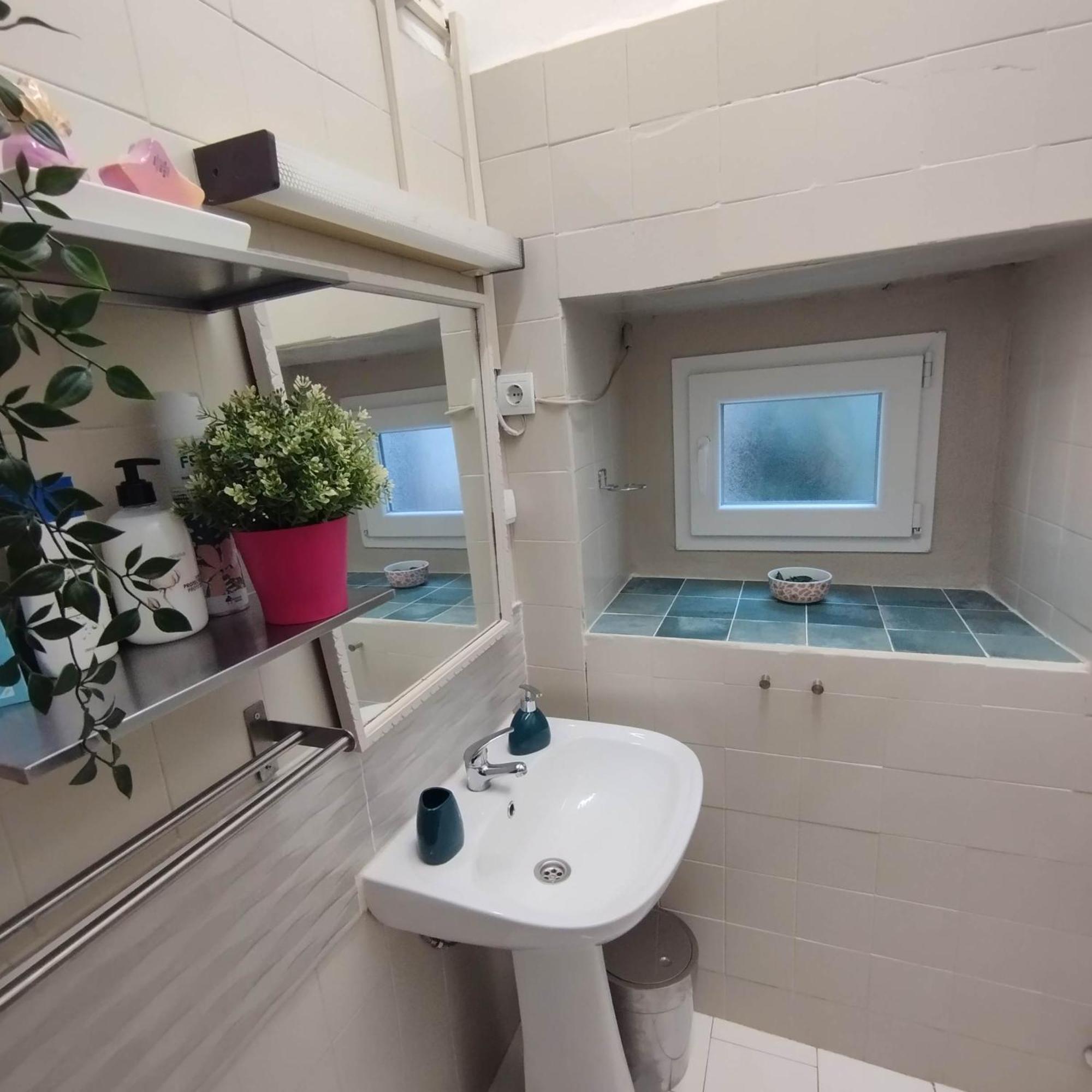 セビリアPiso En El Casco Antiguo Con Patio Privadoアパートメント エクステリア 写真